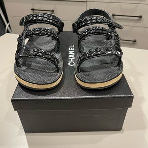 2022 Black Chanel sling back sandals with chain detail sized 40